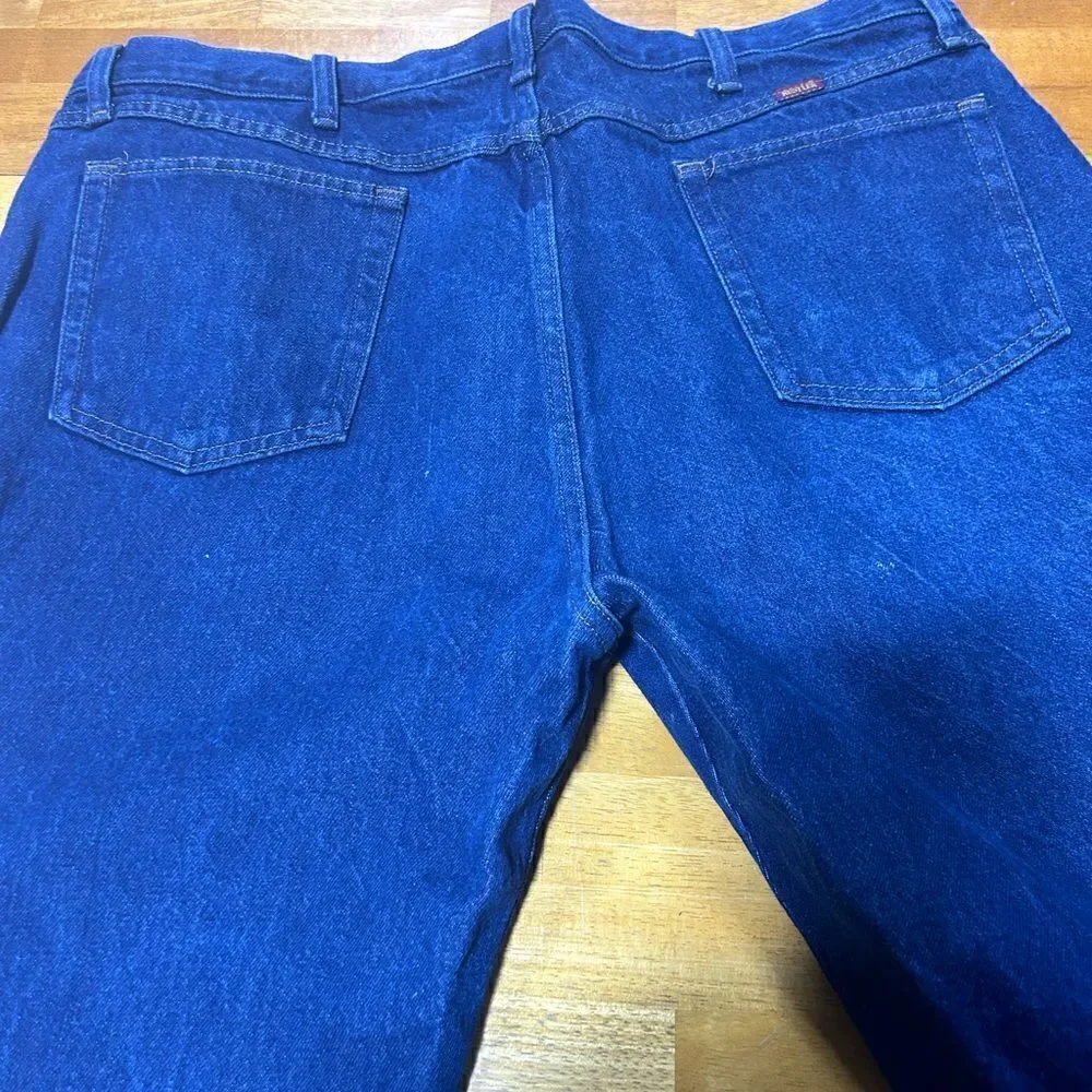 New Rustler men’s 42x30 dark blue jeans